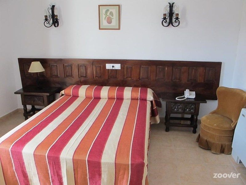Hotel Nuevo Arlanza 코바루비아스 외부 사진